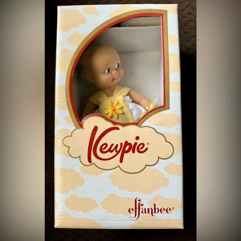 Effanbee Kewpie Doll - Picture 7 of 7